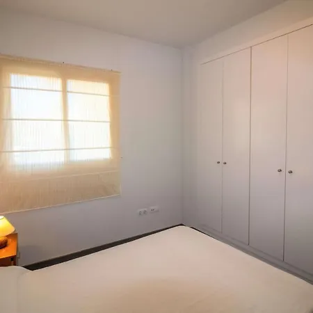 Bajo Con Terraza Y Piscina - Las Arenas - Albert Apartment